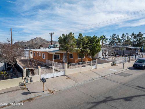 129 Encino Dr, Sunland Park, NM, 88063-9160 | Card Image