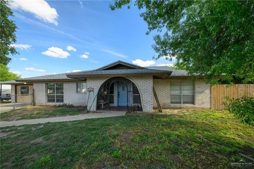 408 E Ebony St, La Feria, TX, 78559-3037 | Card Image