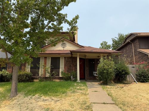 1813 Alameda Dr, Mesquite, TX, 75150-6839 | Card Image