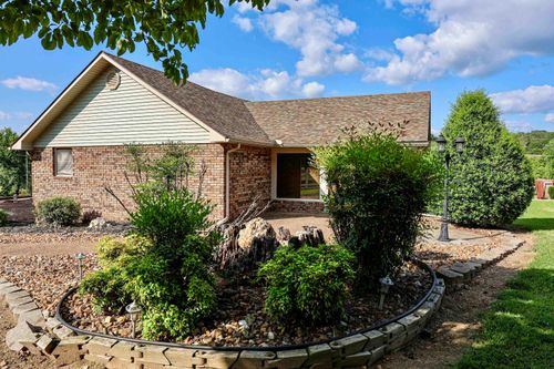 382 Riverview Dr, Mammoth Spring, AR, 72554-9772 | Card Image
