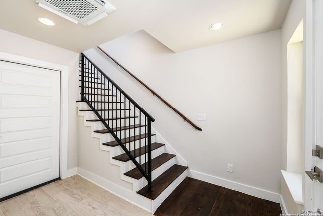 UNIT-1102 - 419 Ira Ave, House other with 3 bedrooms, 4 bathrooms and null parking in San Antonio TX | Image 6
