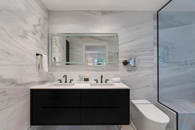 800 E Dilido Dr, House other with 3 bedrooms, 3 bathrooms and null parking in Miami Beach FL | Image 16