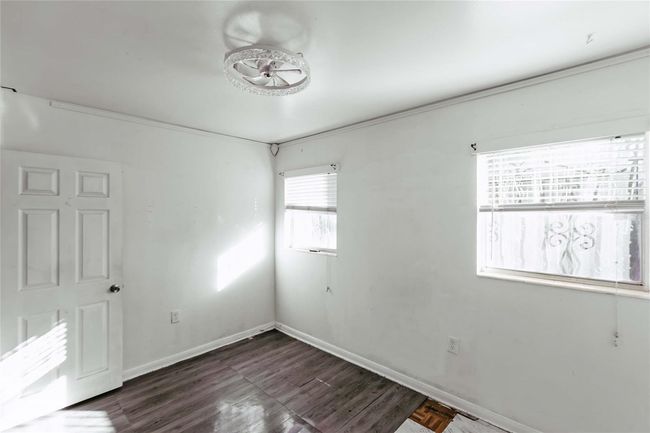 2005 E Crenshaw St, House other with 3 bedrooms, 1 bathrooms and null parking in TAMPA FL | Image 21