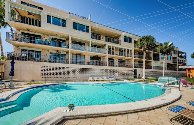 APT-201 - 18201 Gulf Blvd, Condo with 3 bedrooms, 2 bathrooms and null parking in Redington Shores FL | Image 26