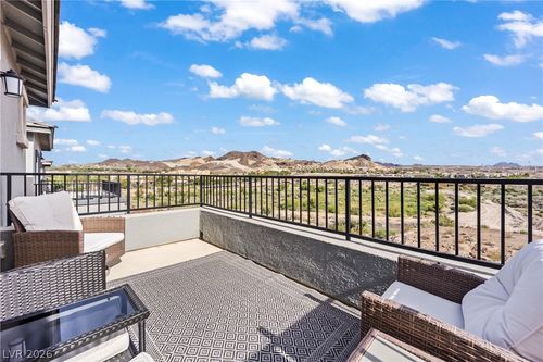 1043 Strada Mazoni, Henderson, NV, 89011-3816 | Card Image