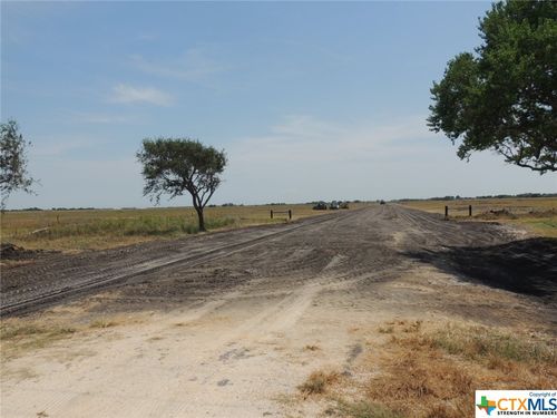 37 Jaseton Path, Port Lavaca, TX, 77979 | Card Image