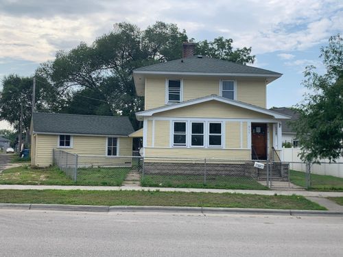 511 Sioux St, Winona, MN, 55987-2966 | Card Image