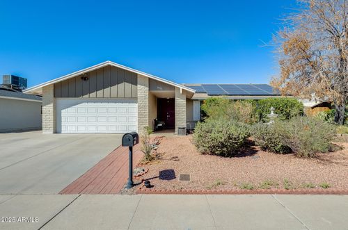 5352 W Port Au Prince Ln, Glendale, AZ, 85306-3440 | Card Image