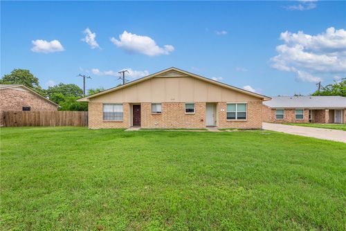 a-b-1209 April Bloom, College Station, TX, 77840-1808 | Card Image