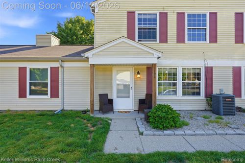 3192 Beechtree Ct, Lake Orion, MI, 48360-1710 | Card Image
