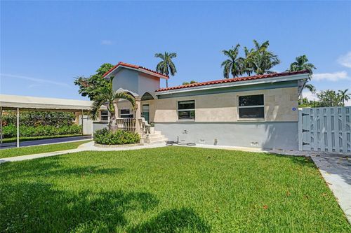 221 Nw 145th St, Miami, FL, 33168-4147 | Card Image