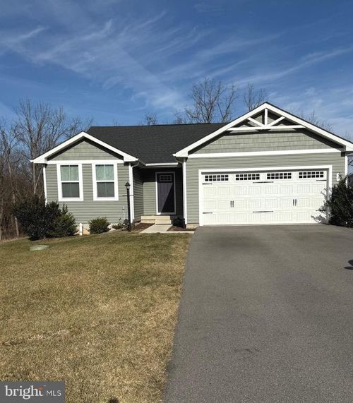 2 Charlotte St, HAGERSTOWN, MD, 21740-2290 | Card Image