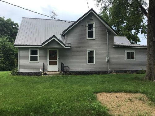 516 N 400 E, Winamac, IN, 46996-8758 | Card Image