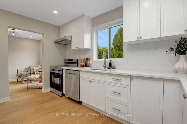1633 Bottriell Way, House other with 5 bedrooms, 3 bathrooms and 4 parking in Orléans ON | Image 19