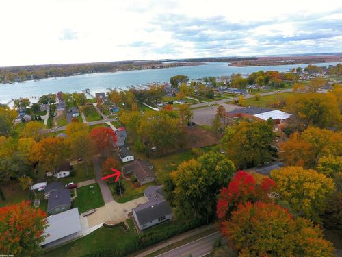 9640 Shady Ln, Clay, MI, 48001-4386 | Card Image