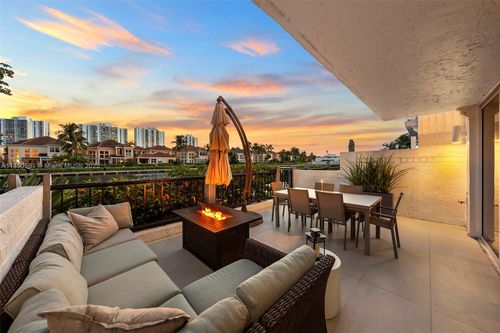3754 Ne 209th Ter, Aventura, FL, 33180-3780 | Card Image