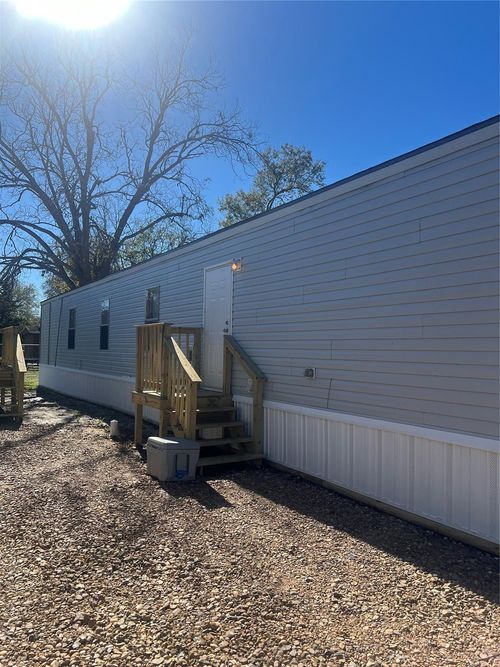 1412 Austin St, Bay City, TX, 77414-7141 | Card Image