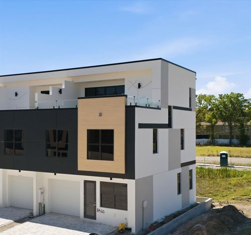 8460 Modano Pl, TAMPA, FL, 33614 | Card Image