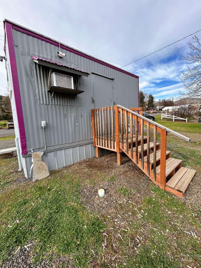 182 Main St, Home with 0 bedrooms, 0 bathrooms and null parking in Juliaetta ID | Image 35