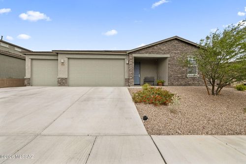 9068 E Tanzanite Rock Way, Vail, AZ, 85641 | Card Image
