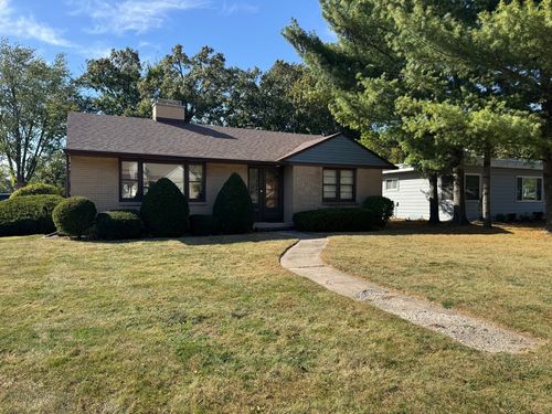 700 Garfield St, Harvard, IL, 60033-2204 | Card Image