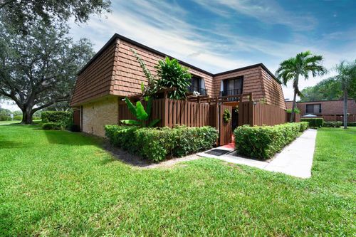 204 2nd Ln, Greenacres, FL, 33463-4345 | Card Image