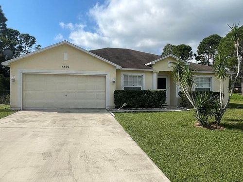 5529 Nw North Lundy Cir, Port St. Lucie, FL, 34986-2731 | Card Image