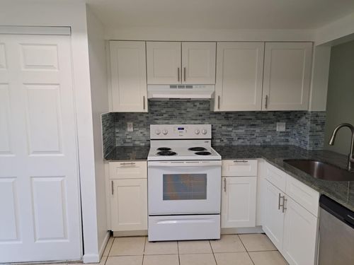 8853 Nw 48th Street, Sunrise, FL, 33351 | Card Image
