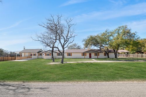 113 Crestline Drive, Pleasanton, TX, 78064 | Card Image