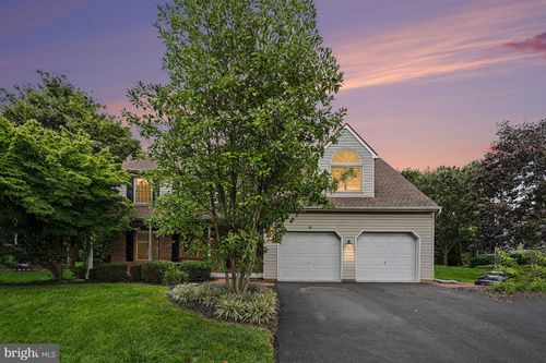 157 Kings Gate Dr, LITITZ, PA, 17543-8314 | Card Image