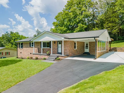 308 Longview Dr, Pulaski, TN, 38478-5108 | Card Image