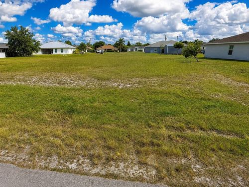 3813 Ne 23rd Ave, Cape Coral, FL, 33909-3285 | Card Image