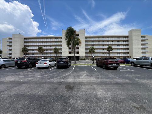 204-301 Se 3rd St, Dania Beach, FL, 33004-4742 | Card Image