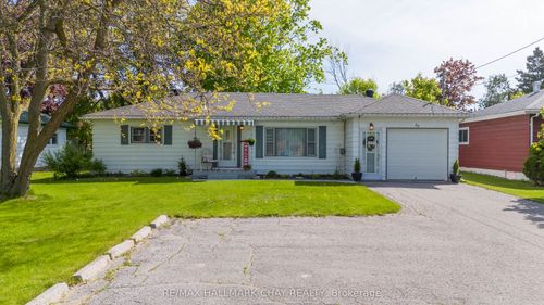 33 Yonge St N, Elmvale, ON, L0L1P0 | Card Image