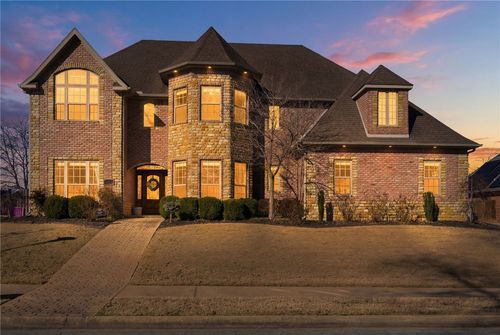 405 Nw O St, Bentonville, AR, 72712-4281 | Card Image