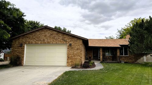 406 Meadowlark Ln, Worland, WY, 82401-2524 | Card Image