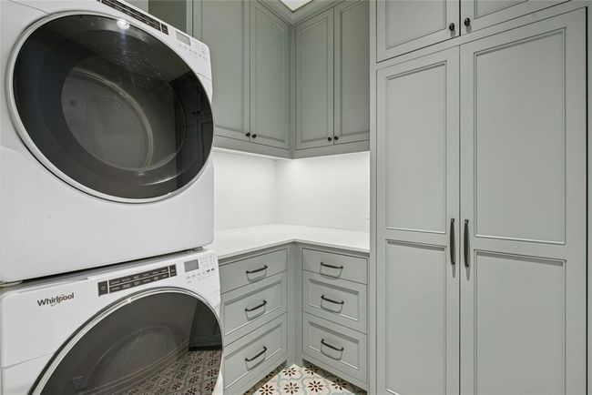 658 Fordtran Rd, Home with 6 bedrooms, 11 bathrooms and 6 parking in New Ulm TX | Image 32