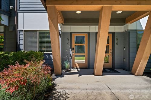 27-1934 Riva Ln Nw, Issaquah, WA, 98027-5507 | Card Image
