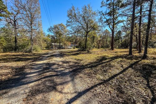 51 Murphy Farm Rd, Huntsville, TX, 77320-1562 | Card Image