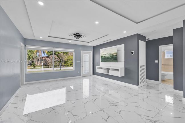 19820 Kingston Dr, House other with 4 bedrooms, 3 bathrooms and null parking in Cutler Bay FL | Image 18