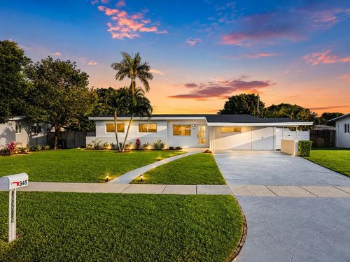 345 Pinehurst Rd, Palm Springs, FL, 33461-1818 | Card Image