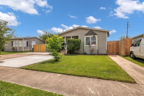 11806 Greenspark Ln, Houston, TX, 77044-7102 | Card Image
