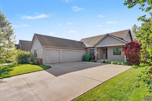 6205 Crystal Ln, Lawrence, KS, 66049-5025 | Card Image