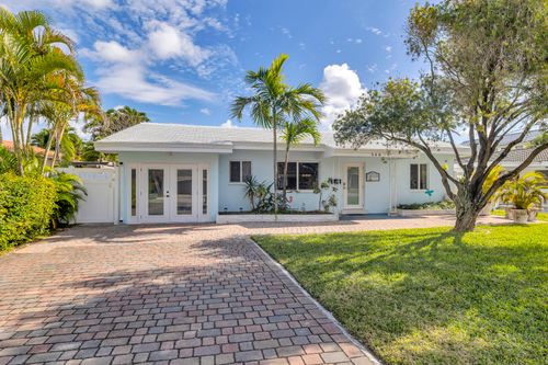 348 Se 18th Ave, Deerfield Beach, FL, 33441-5012 | Card Image