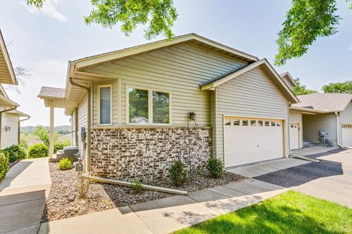 5259 Pathways Ave, White Bear Lake, MN, 55110-6551 | Card Image
