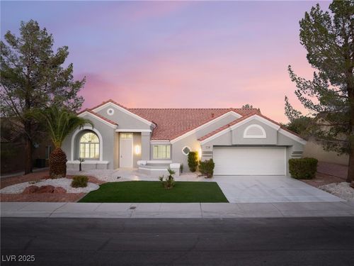 2528 Sunup Dr, Las Vegas, NV, 89134-8800 | Card Image
