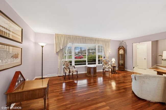 2640 Mulberry Ln, House other with 3 bedrooms, 3 bathrooms and 2 parking in Northbrook IL | Image 5