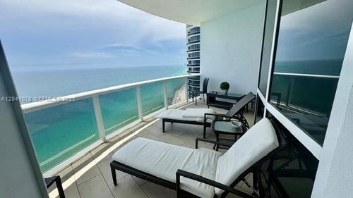 5009-18201 Collins Ave, Sunny Isles Beach, FL, 33160-5107 | Card Image
