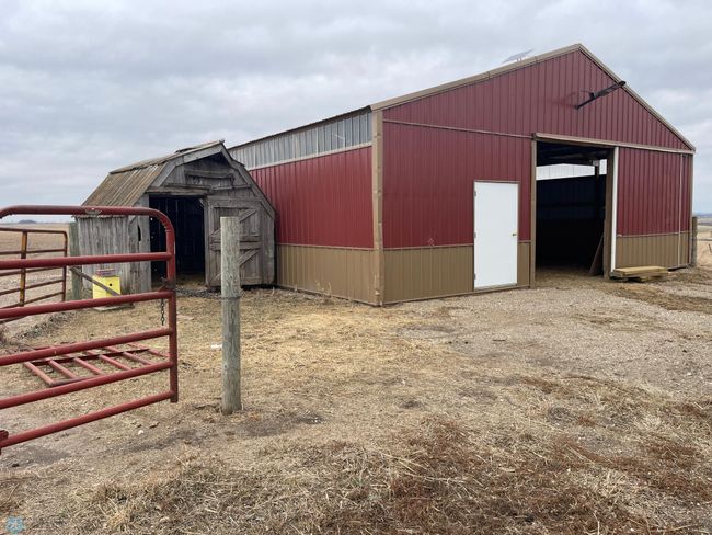 13237 72 Nd St Se, House other with 5 bedrooms, 1 bathrooms and null parking in Lisbon ND | Image 34