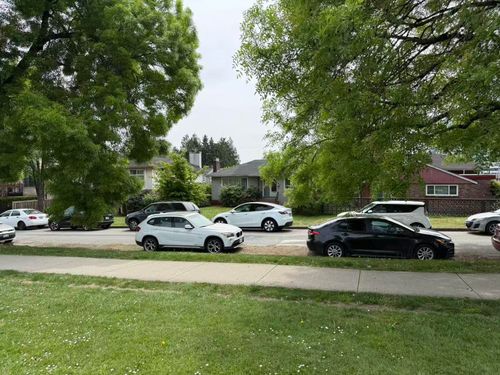 3XX W 62nd Ave, Vancouver, BC, V5X2E3 | Card Image